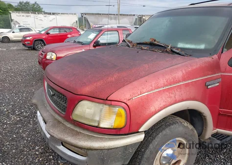 1998 Ford Expedition из США, поврежденный, VIN 1FMPU18L0WLA62816